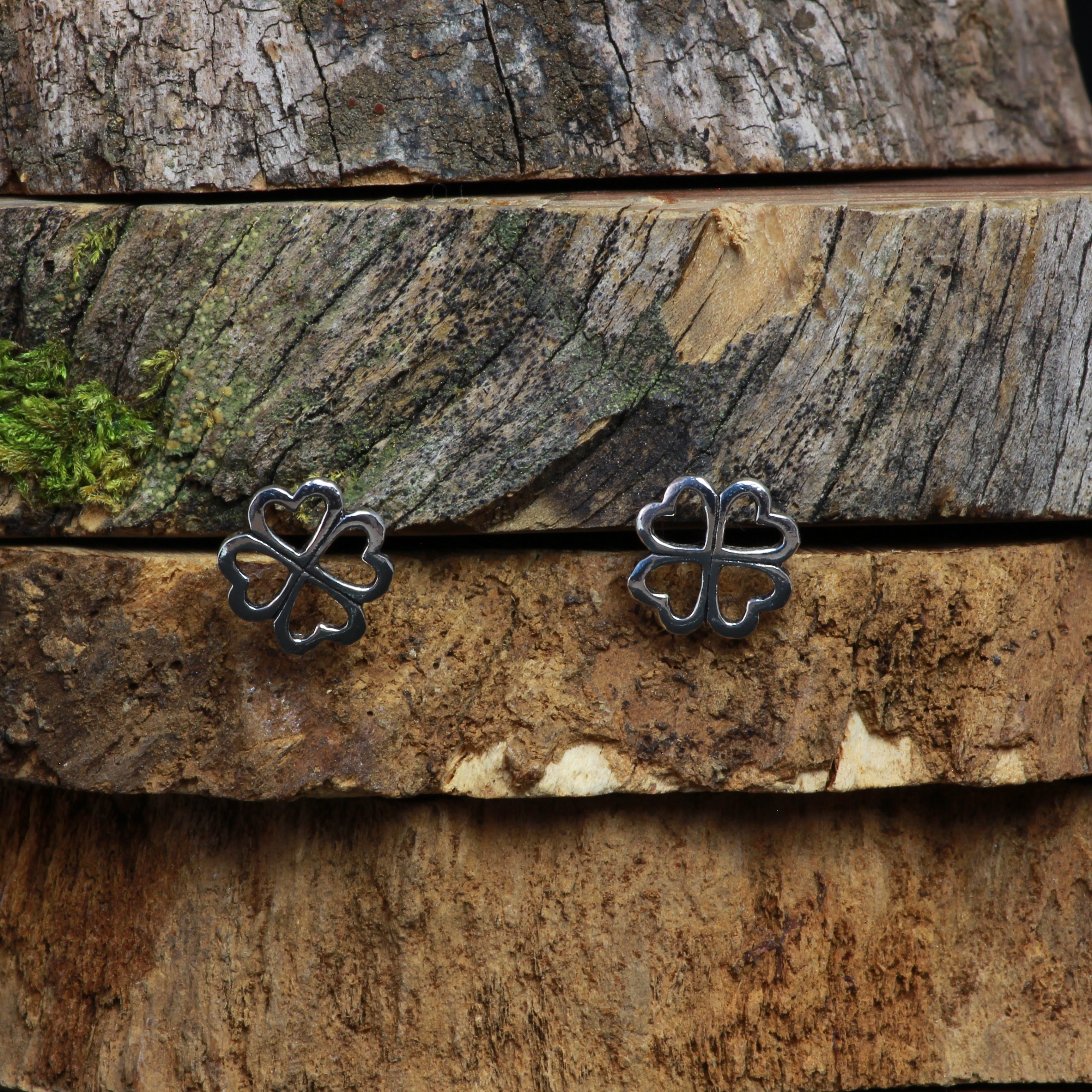 Aro trebol con brillante