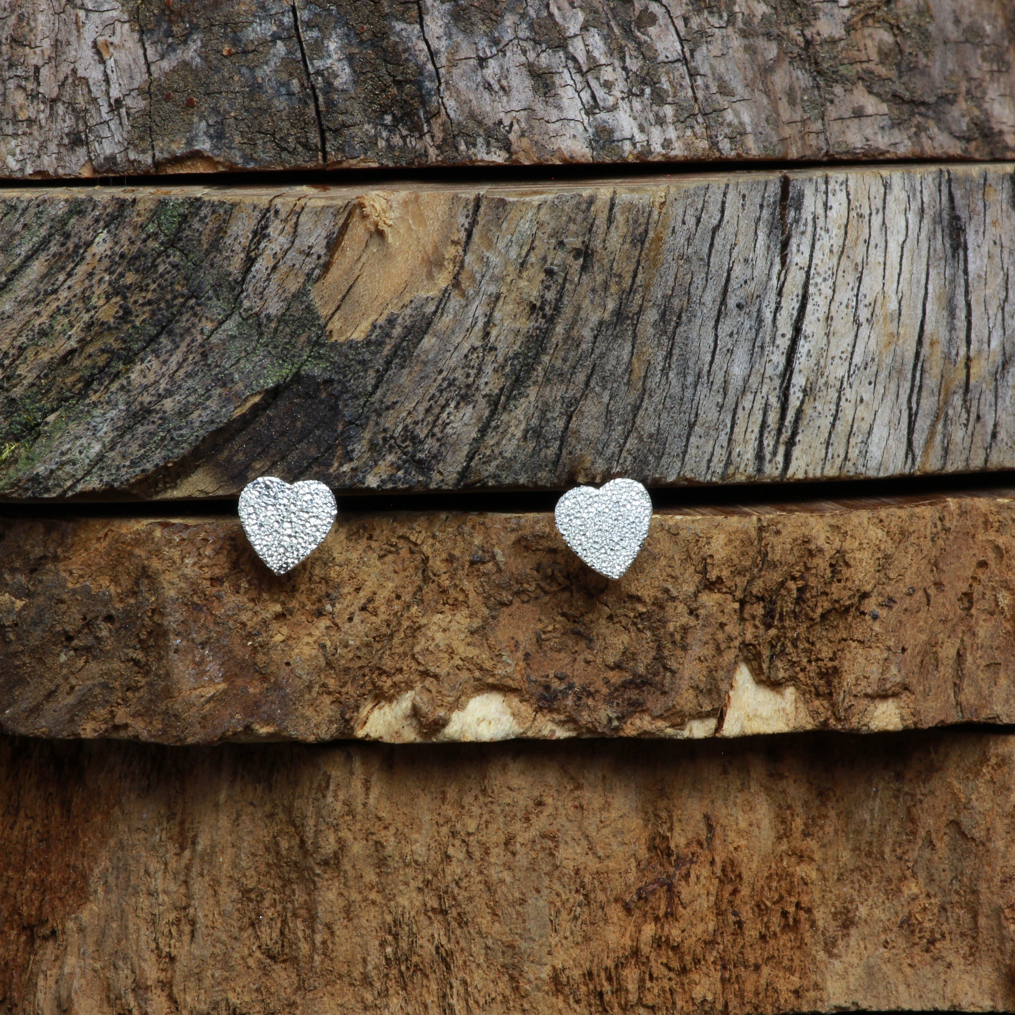 Aro corazones biselados