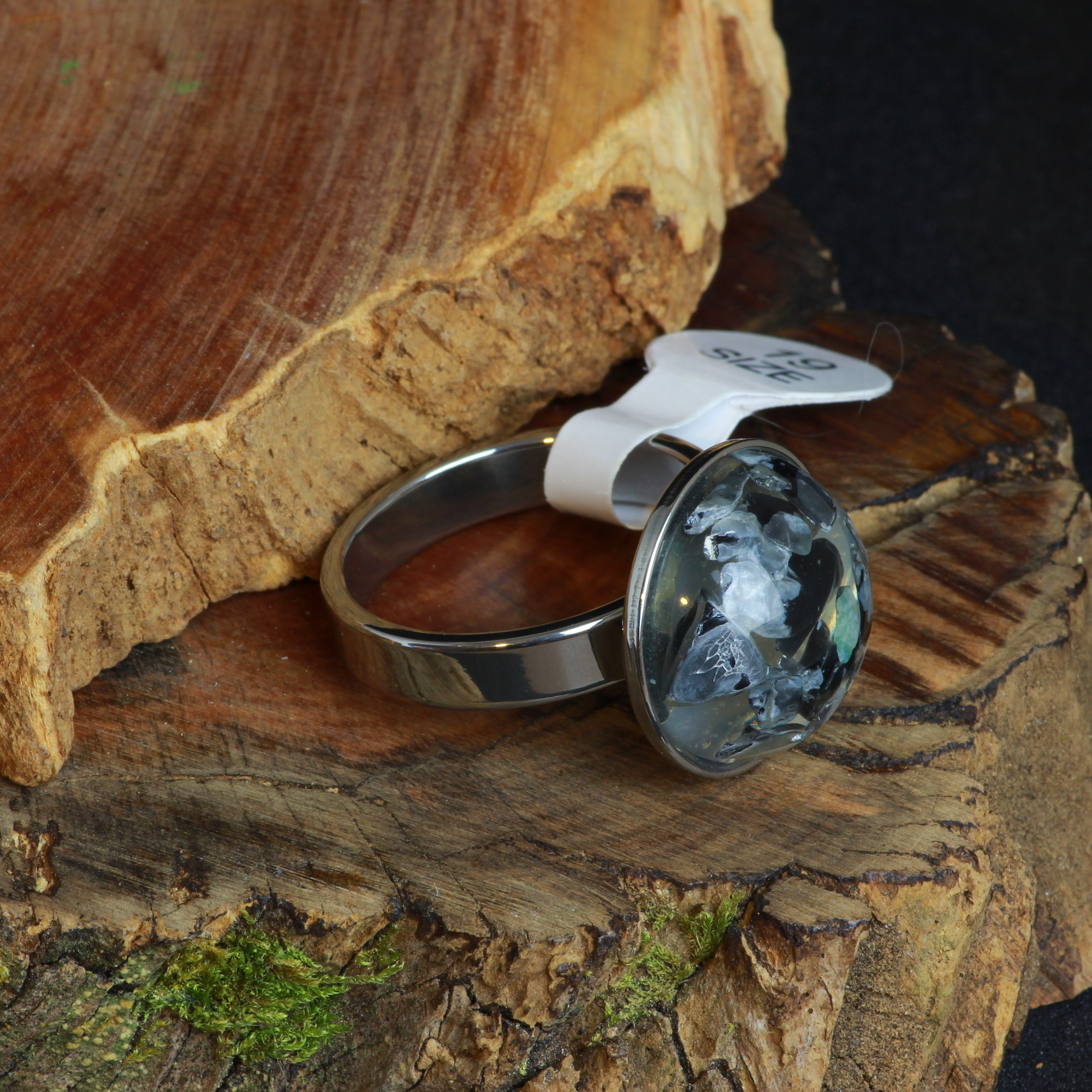 Anillo elena redondo piedra deconstruida gris